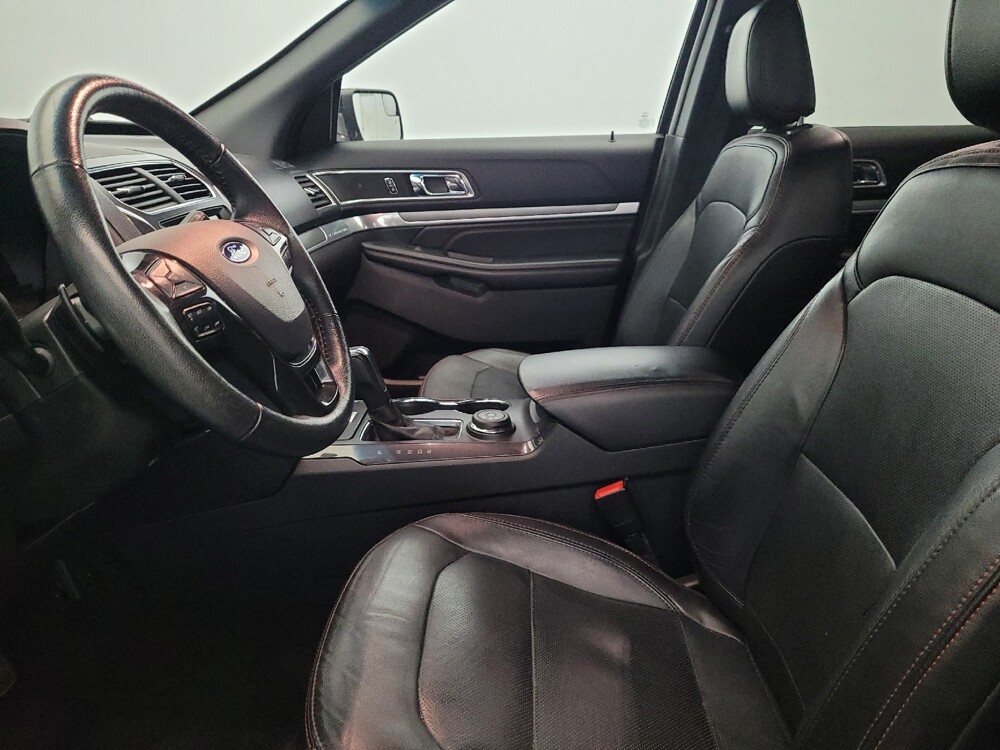 2018 Ford Explorer in Pittsburgh, PA 15237 - 18110926 17