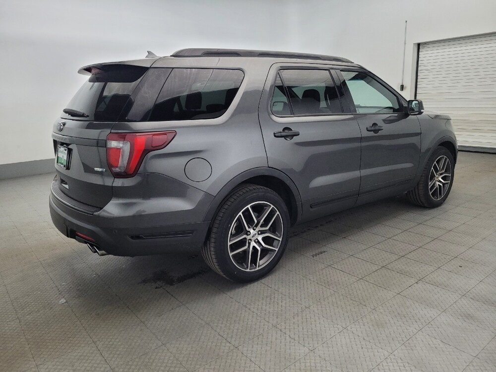 2018 Ford Explorer in Pittsburgh, PA 15237 - 18110926 10
