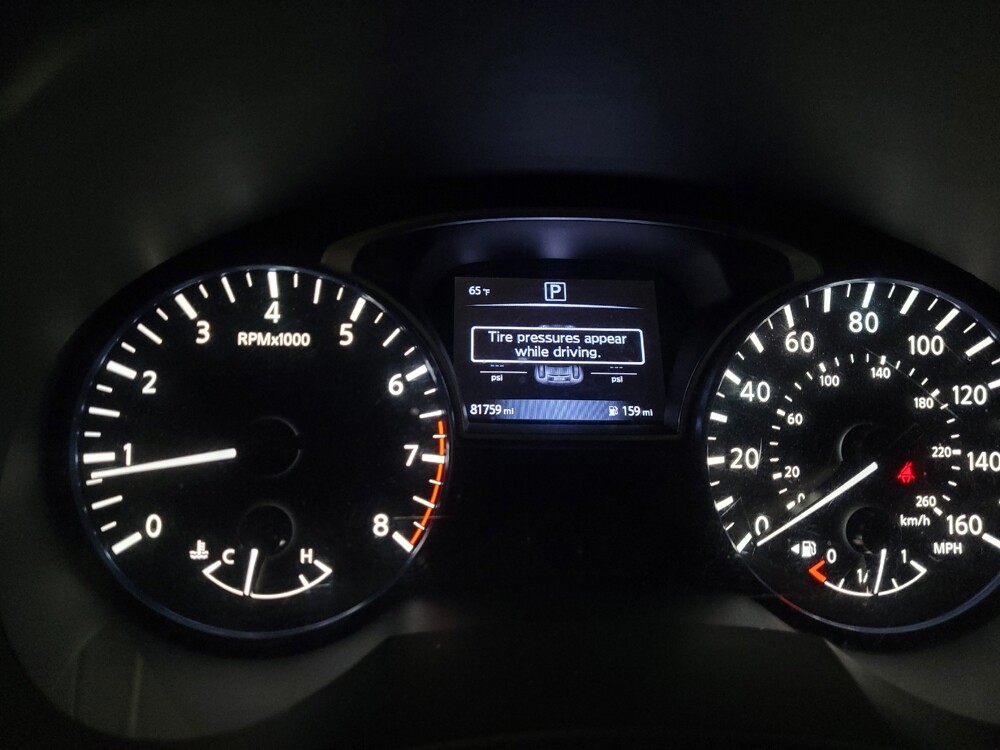 2017 Nissan Altima in Allentown, PA 18103 - 18110930 23