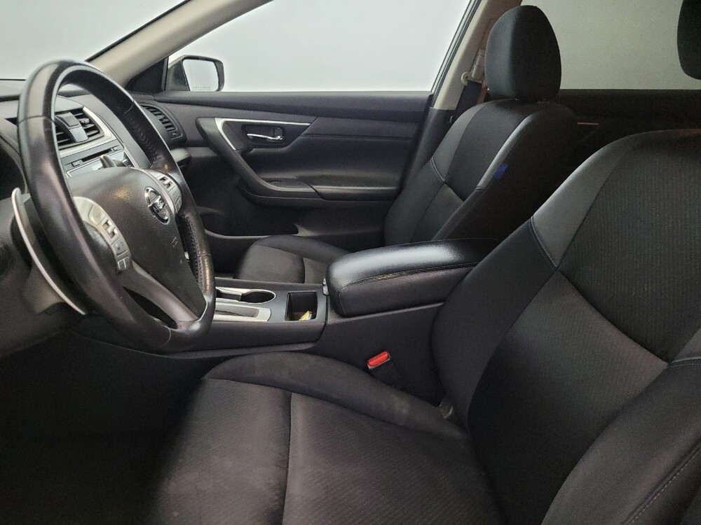 2017 Nissan Altima in Allentown, PA 18103 - 18110930 17