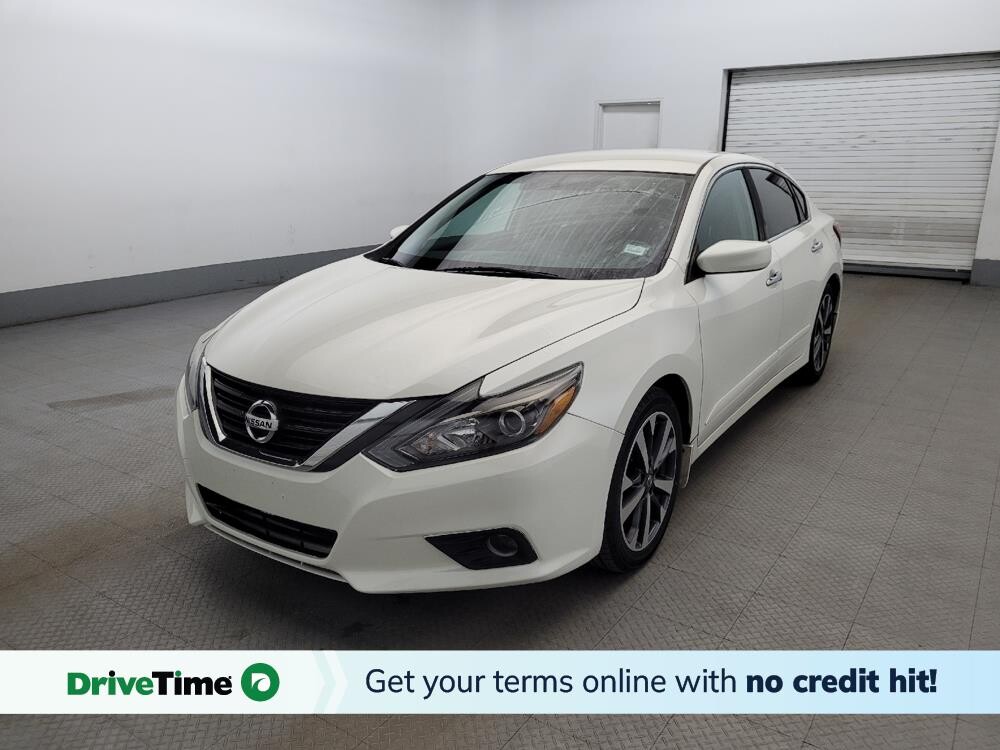 2017 Nissan Altima in Allentown, PA 18103 - 18110930