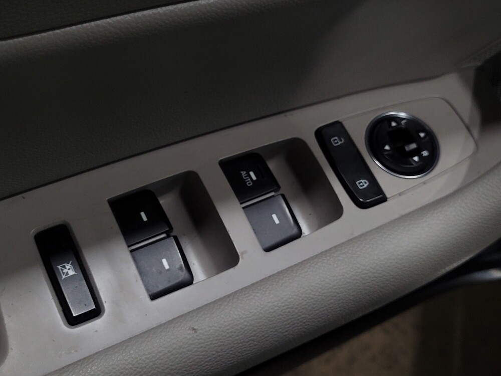 2016 Hyundai Sonata in Plymouth Meeting, PA 19462 - 18110935 27