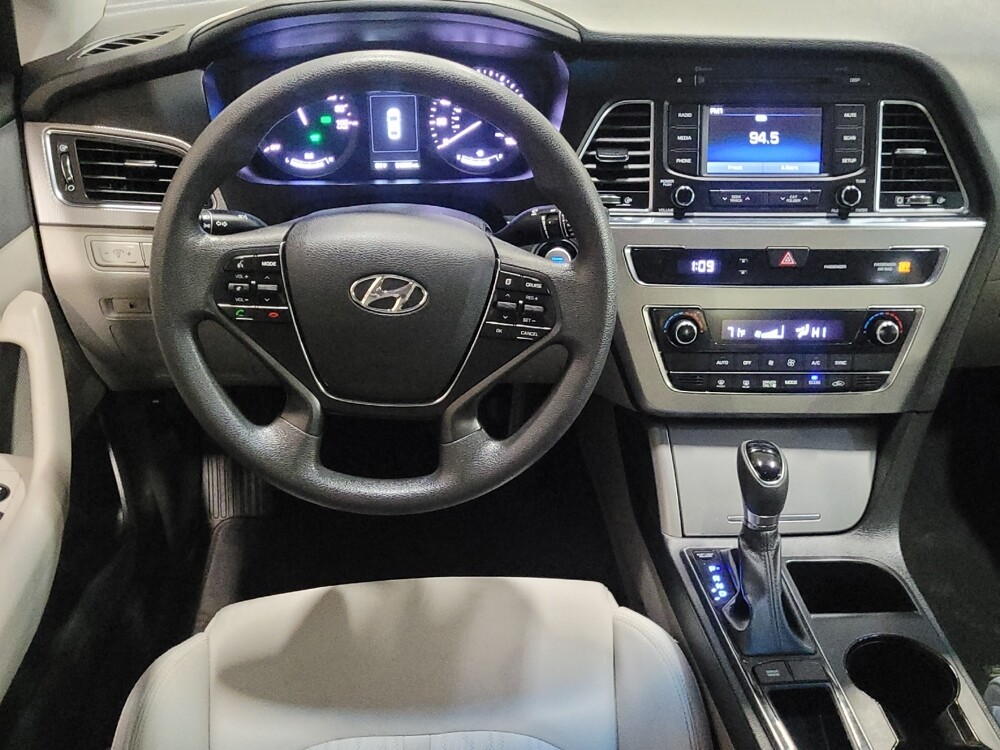 2016 Hyundai Sonata in Plymouth Meeting, PA 19462 - 18110935 22