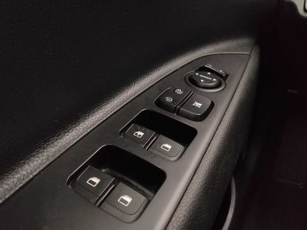 2023 Kia Rio in St. Louis, MO 63136 - 18110947 27