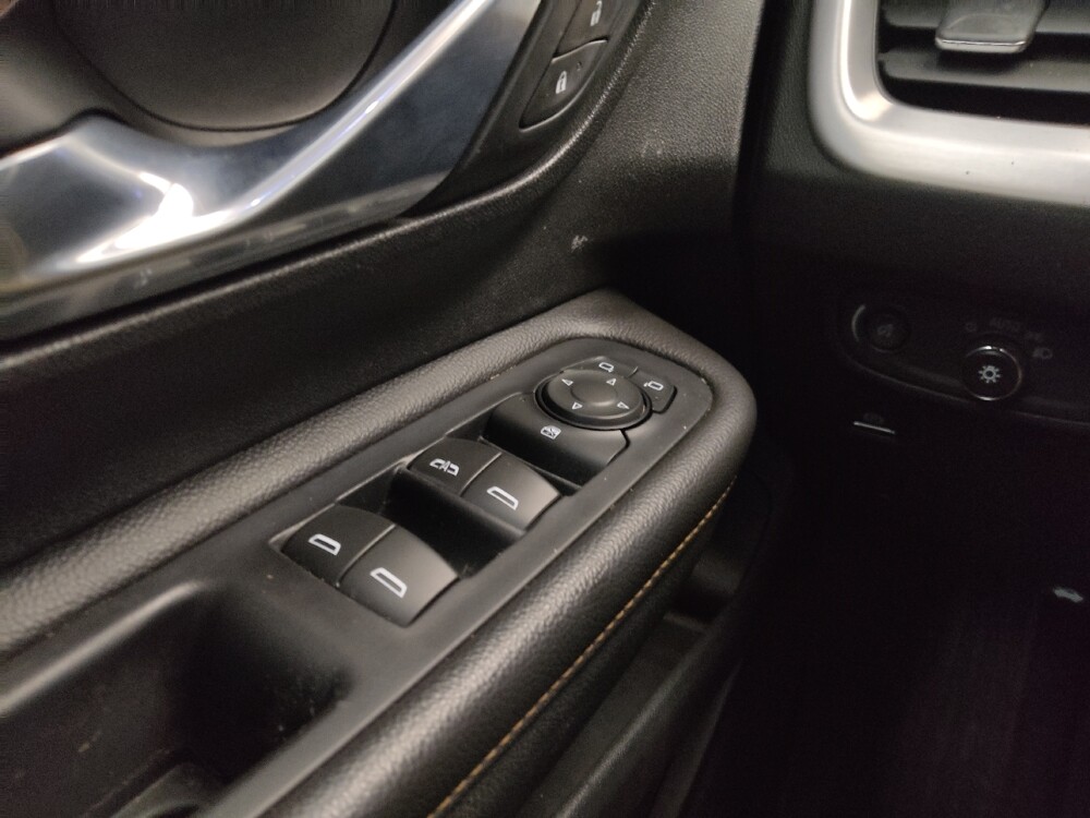 2020 GMC Terrain in St. Louis, MO 63125 - 18110948 27