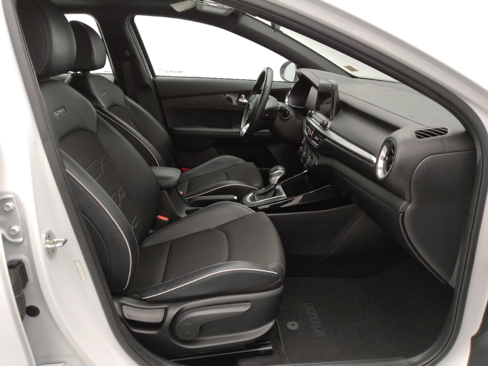 2021 Kia Forte in Springfield, MO 65807 - 18110950 21