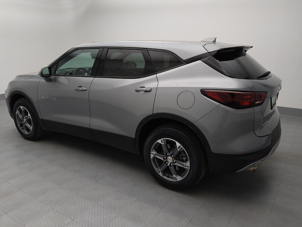 2024 Chevrolet Blazer in Springfield, MO 65807 - 18110953 3