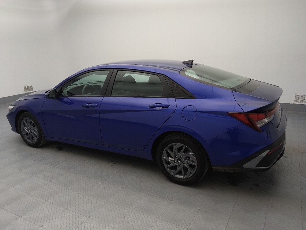 2024 Hyundai Elantra in St. Louis, MO 63136 - 18110955 3