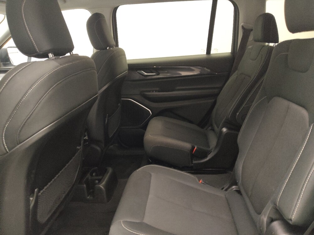 2021 Jeep Grand Cherokee L in Lombard, IL 60148 - 18110963 18