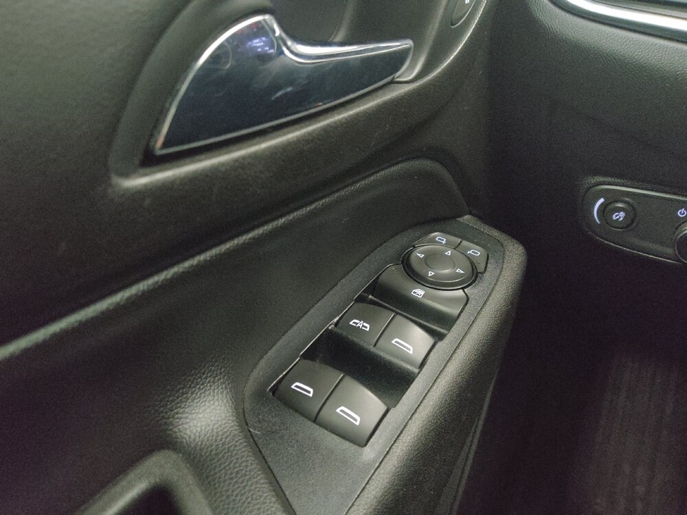 2018 Chevrolet Equinox in Lombard, IL 60148 - 18110967 27