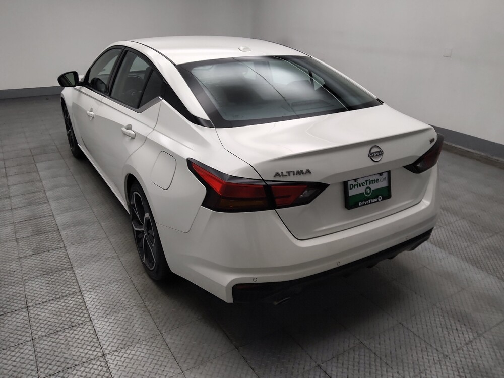 2024 Nissan Altima in Lombard, IL 60148 - 18110970 5