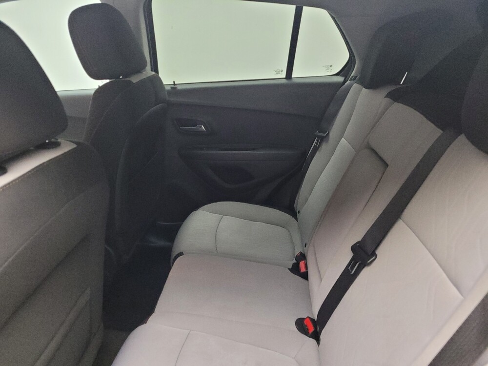 2020 Chevrolet Trax in Taylor, MI 48180 - 18110973 18