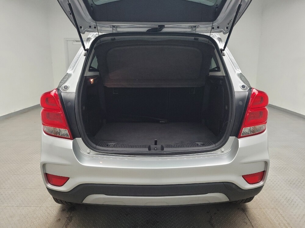 2020 Chevrolet Trax in Taylor, MI 48180 - 18110973 29