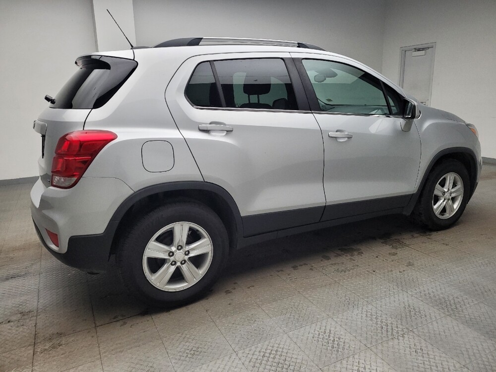 2020 Chevrolet Trax in Taylor, MI 48180 - 18110973 10