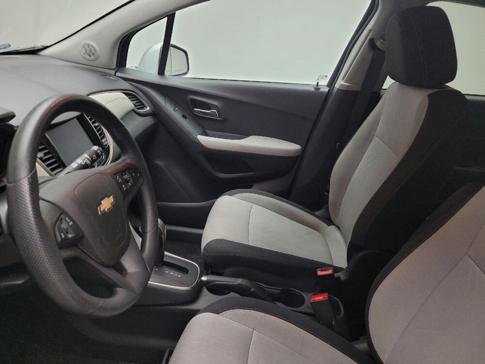 2020 Chevrolet Trax in Taylor, MI 48180 - 18110973 17