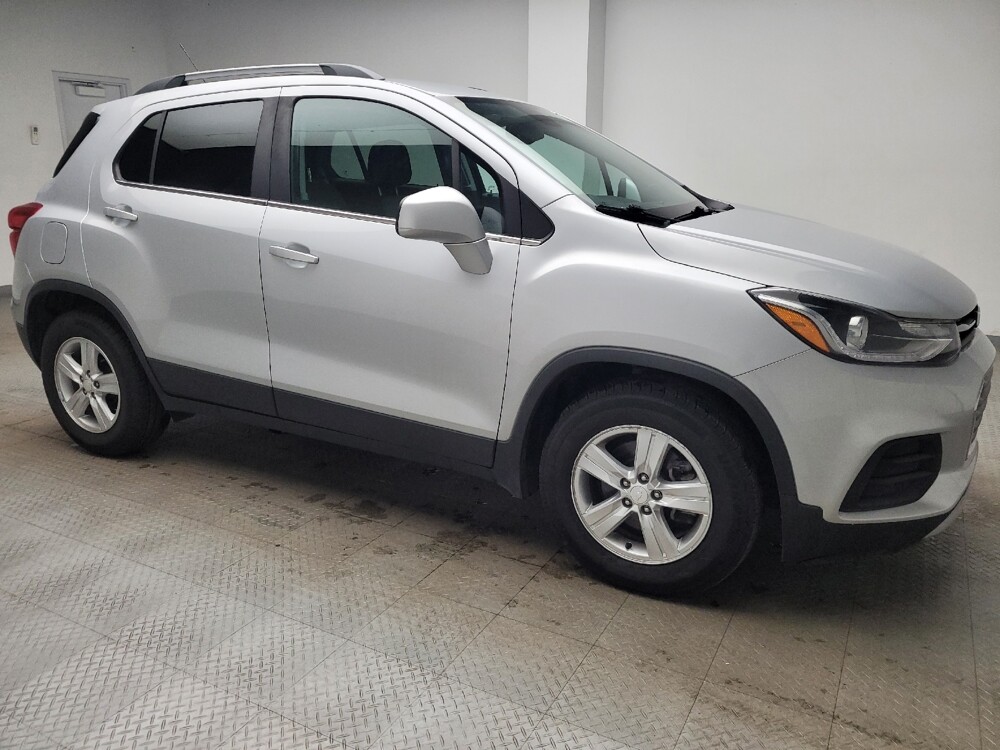 2020 Chevrolet Trax in Taylor, MI 48180 - 18110973 11