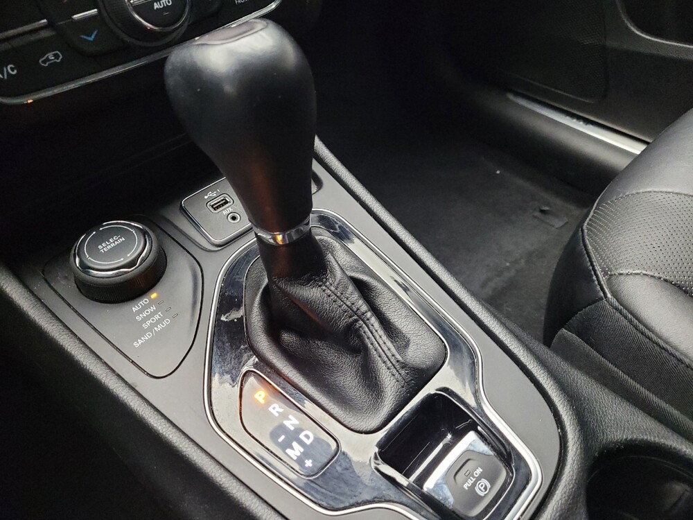 2021 Jeep Cherokee in Eastpointe, MI 48021 - 18110974 26