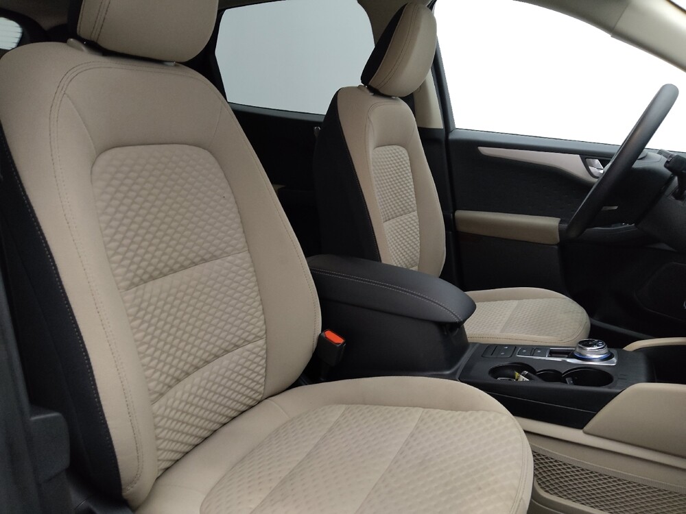 2020 Ford Escape in Jacksonville, FL 32210 - 18110981 21