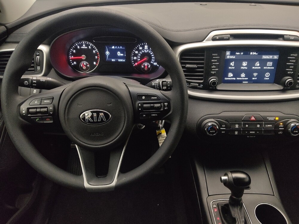 2018 Kia Sorento in Orlando, FL 32808 - 18110982 22