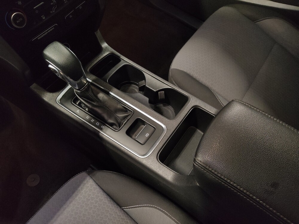 2018 Ford Escape in Gainesville, FL 32609 - 18110984 26