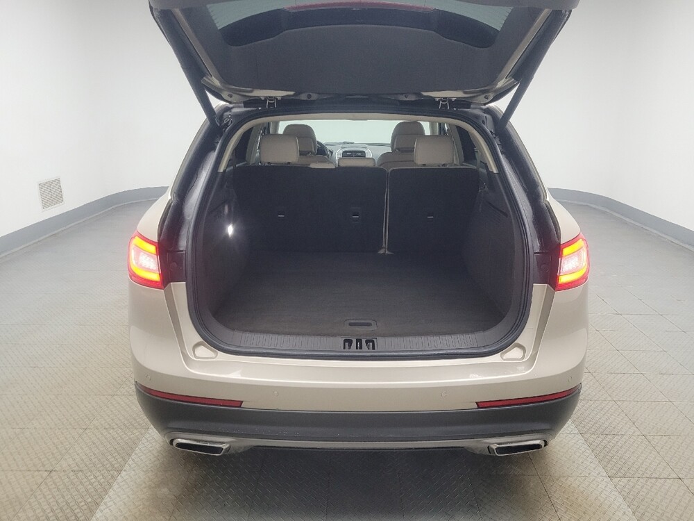 2017 Lincoln MKX in Indianapolis, IN 46219 - 18110993 29