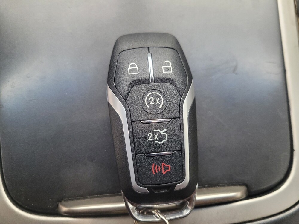 2017 Lincoln MKX in Indianapolis, IN 46219 - 18110993 32