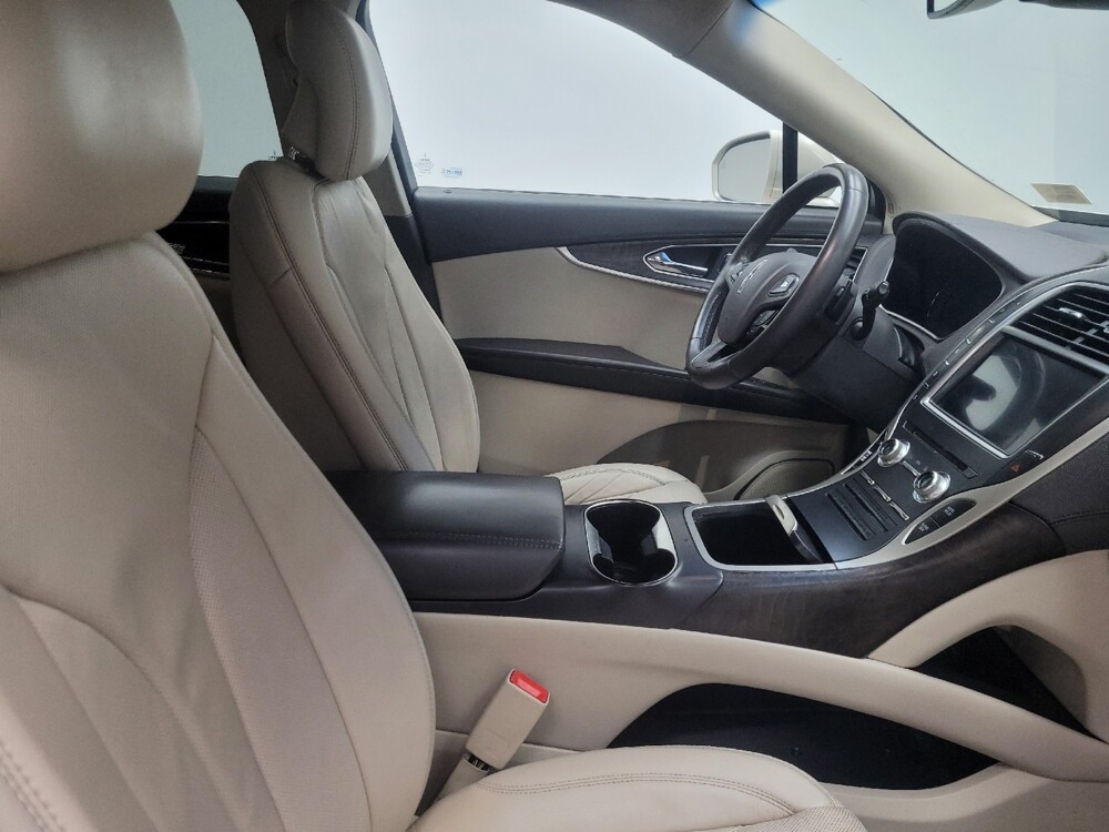 2017 Lincoln MKX in Indianapolis, IN 46219 - 18110993 21