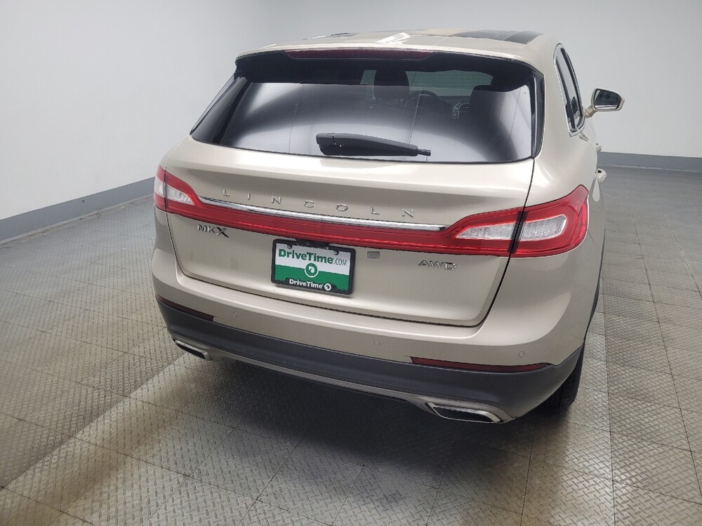 2017 Lincoln MKX in Indianapolis, IN 46219 - 18110993 7