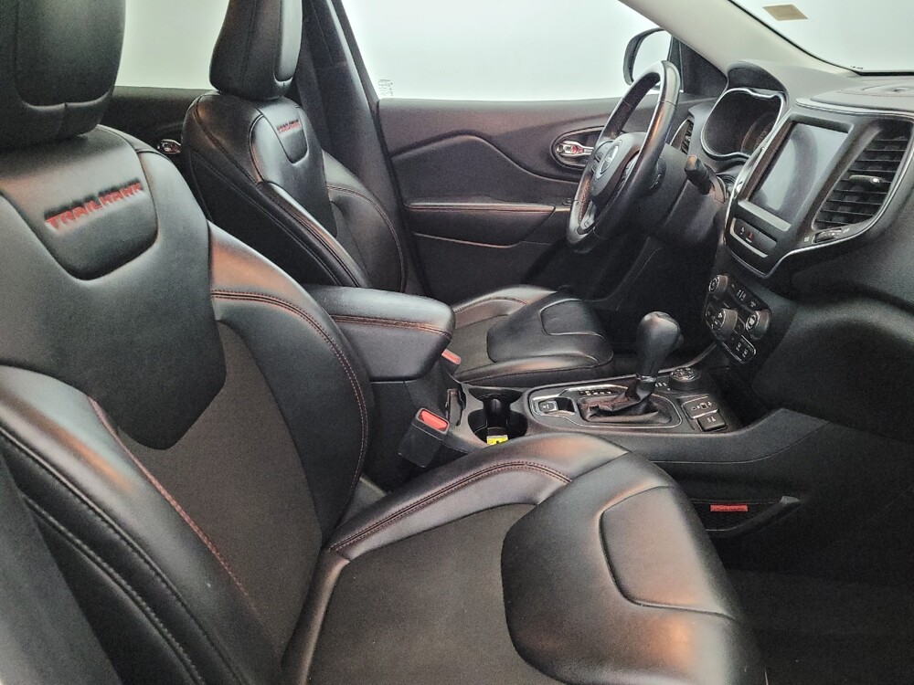 2020 Jeep Cherokee in Pittsburgh, PA 15237 - 18110996 21