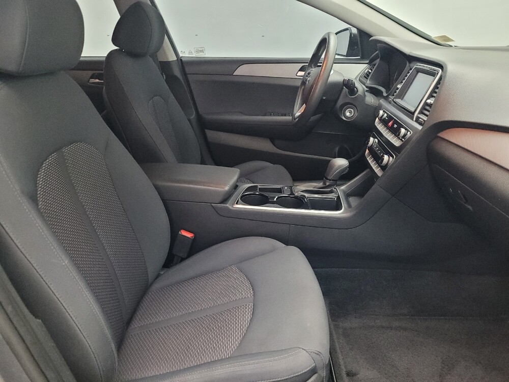 2019 Hyundai Sonata in Gainesville, FL 32609 - 18110999 21