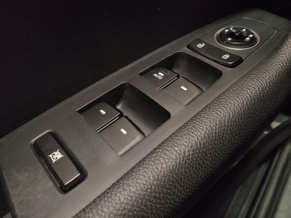 2019 Hyundai Sonata in Gainesville, FL 32609 - 18110999 27