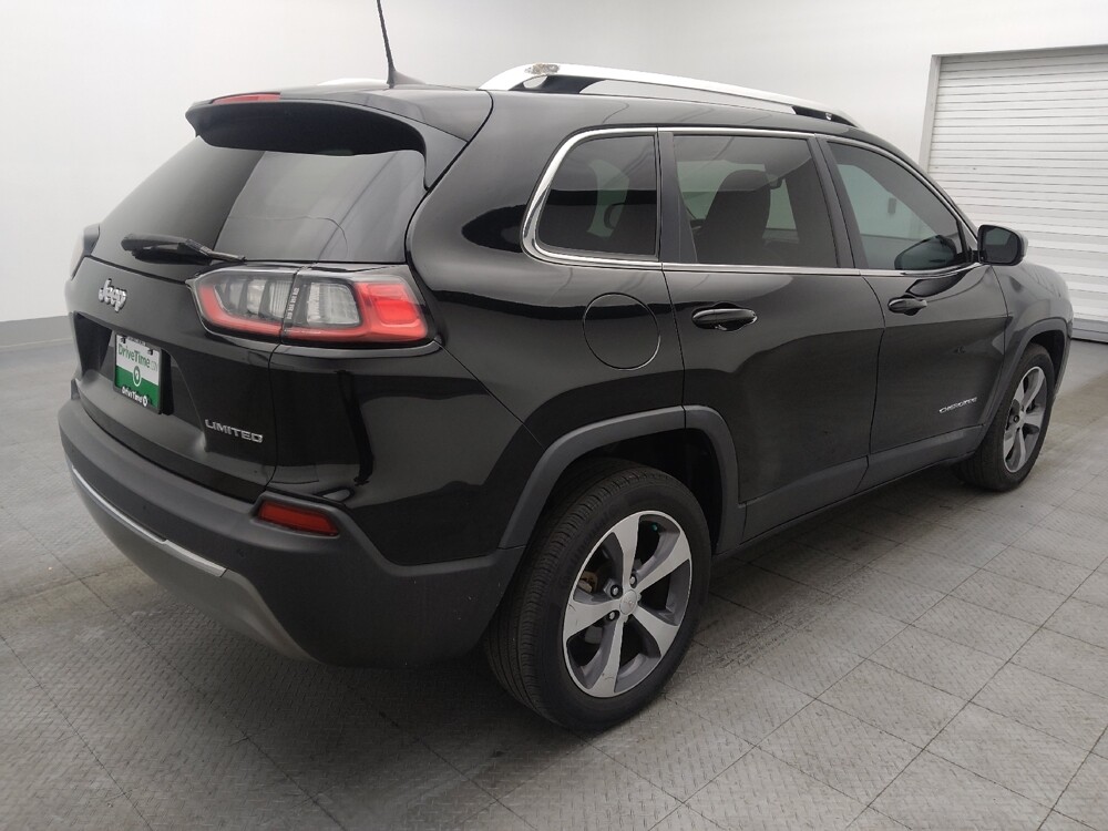 2020 Jeep Cherokee in Jacksonville, FL 32210 - 18111000 9