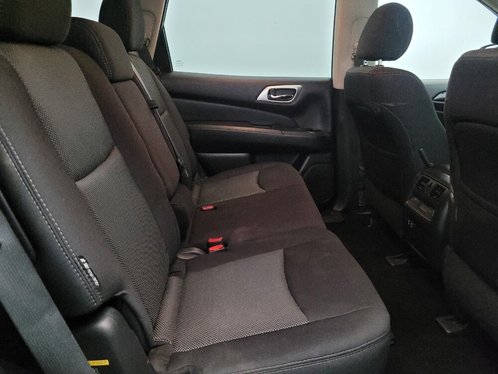 2019 Nissan Pathfinder in Pittsburgh, PA 15237 - 18111003 19