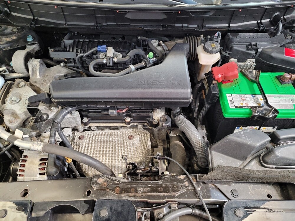 2015 Nissan Rogue in Cincinnati, OH 45255 - 18111009 30