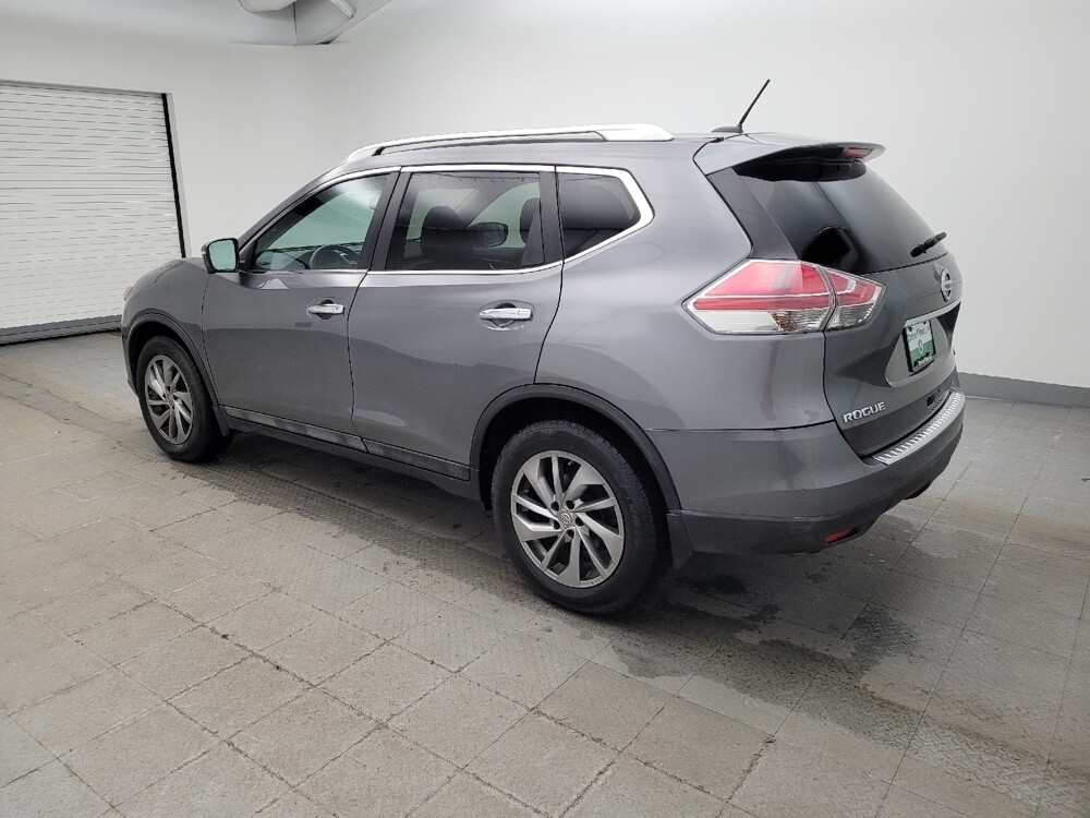 2015 Nissan Rogue in Cincinnati, OH 45255 - 18111009 3