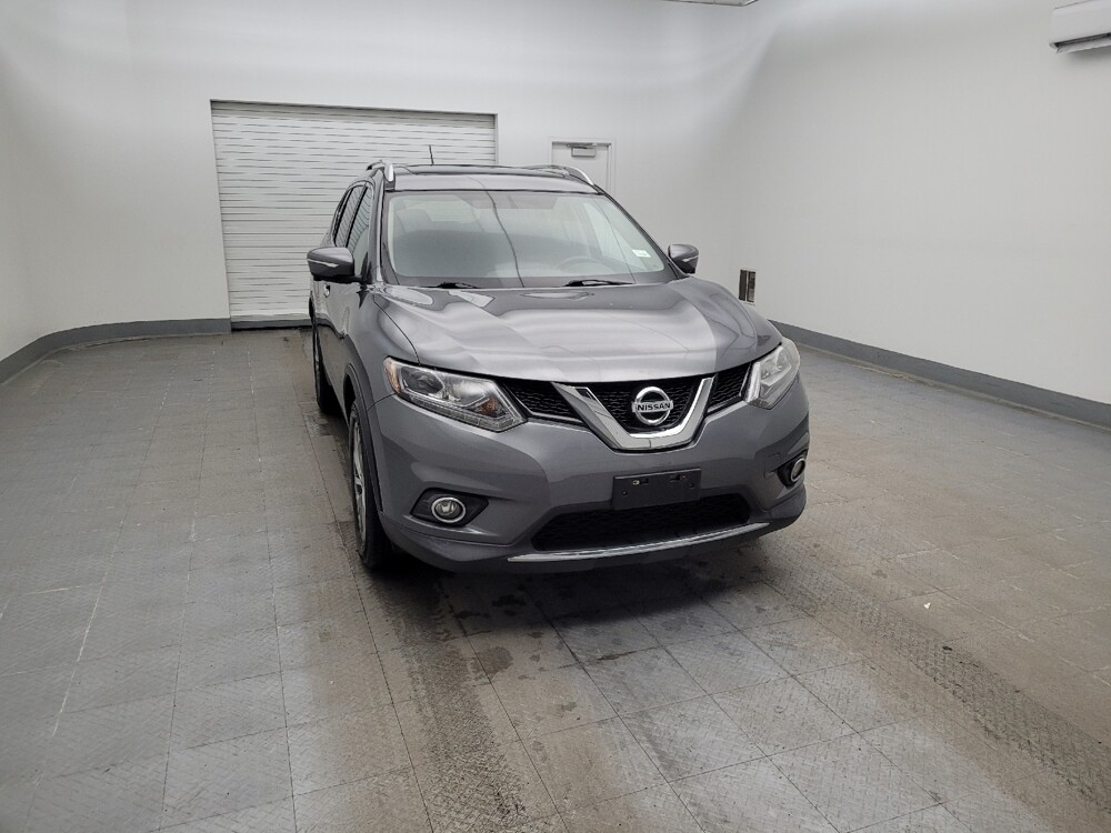 2015 Nissan Rogue in Cincinnati, OH 45255 - 18111009 14