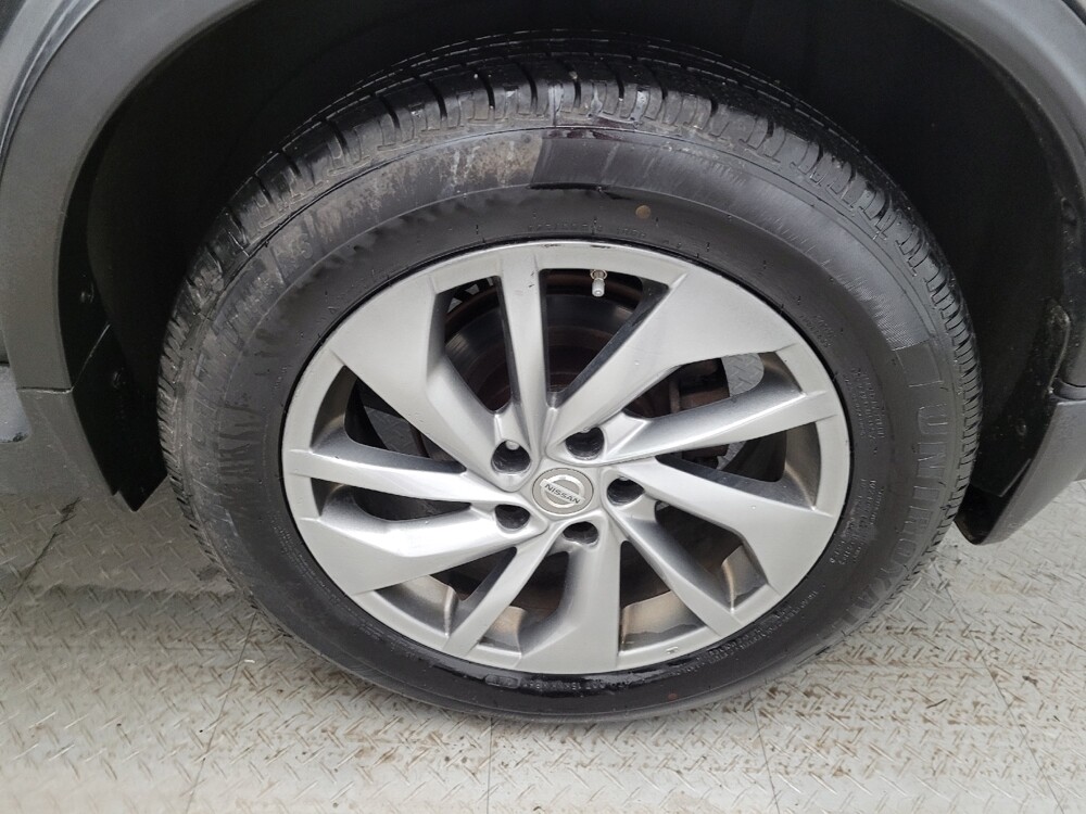 2015 Nissan Rogue in Cincinnati, OH 45255 - 18111009 31