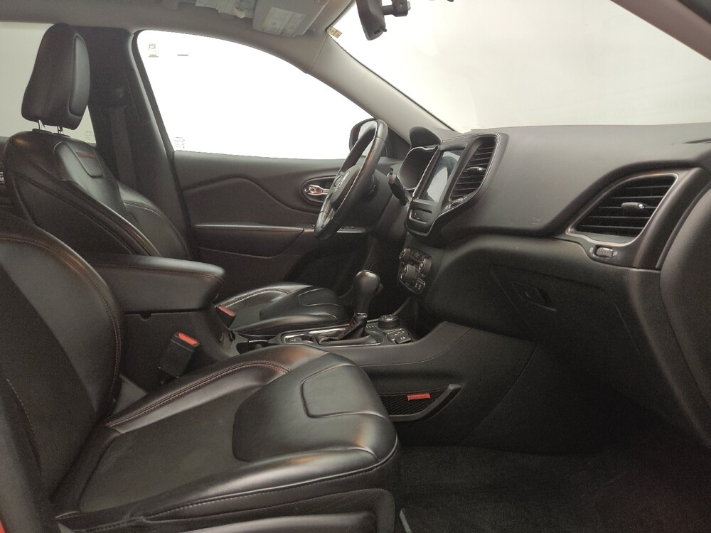 2019 Jeep Cherokee in Fort Worth, TX 76116 - 18111010 21