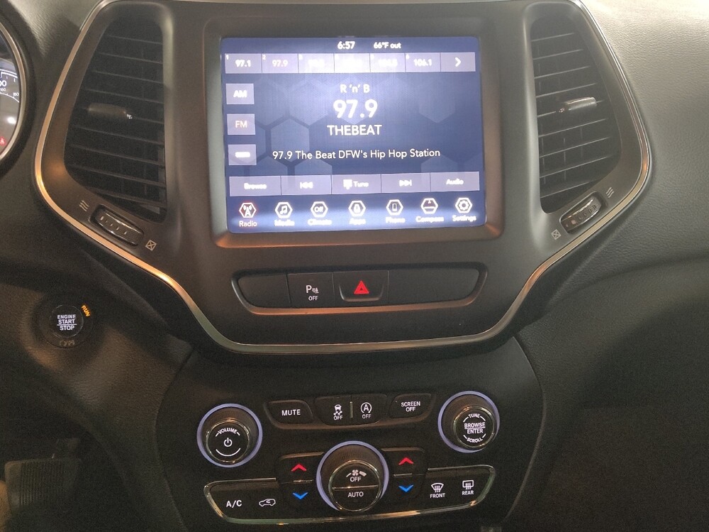 2019 Jeep Cherokee in Fort Worth, TX 76116 - 18111010 25