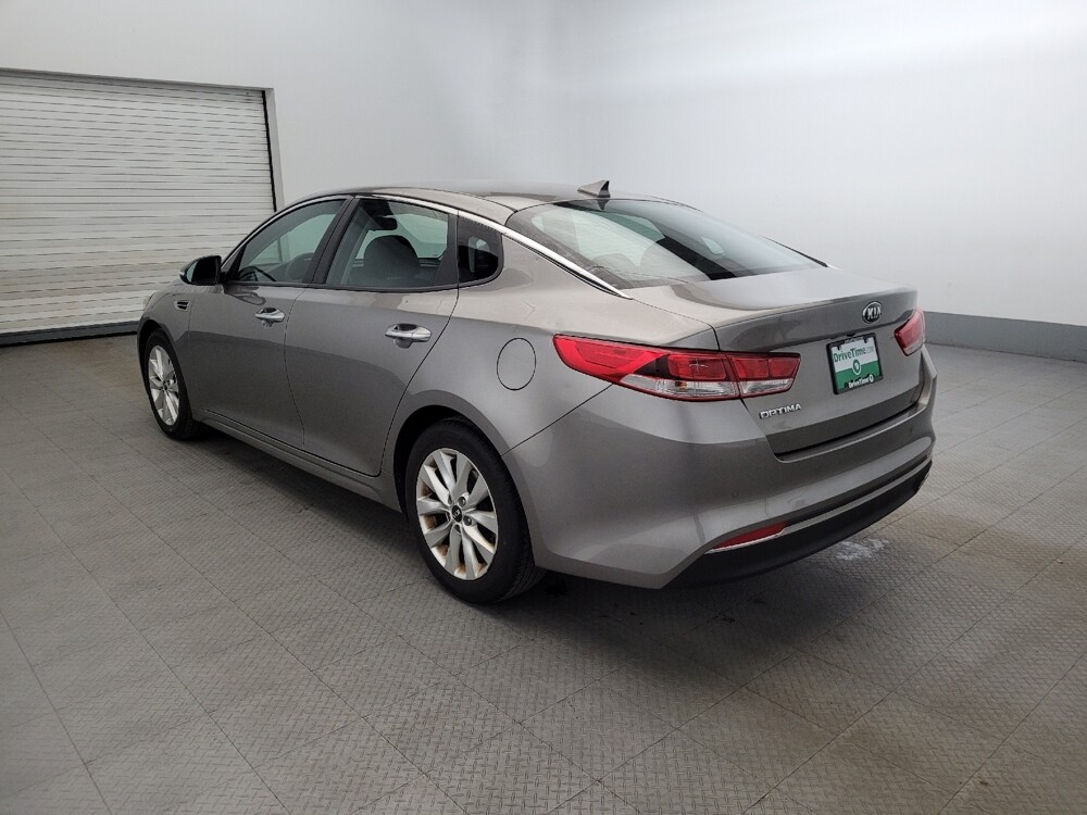 2018 Kia Optima in Allentown, PA 18103 - 18111018 5