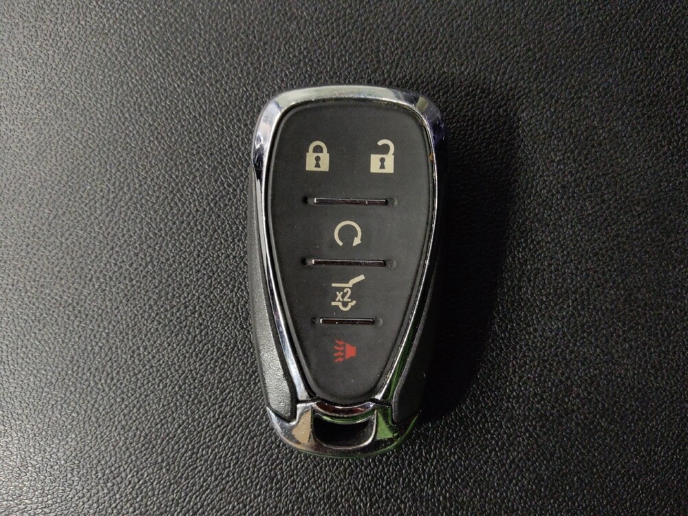 2021 Chevrolet Equinox in Winston-Salem, NC 27103 - 18111026 32