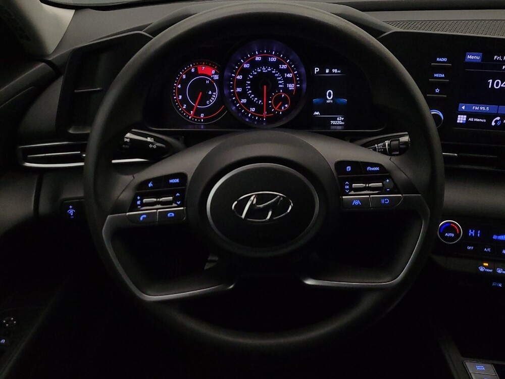 2023 Hyundai Elantra in Mesa, AZ 85210 - 18111032 22