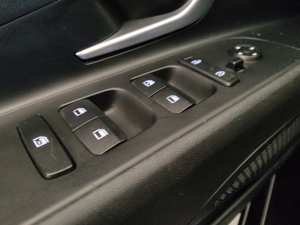 2023 Hyundai Elantra in Mesa, AZ 85210 - 18111032 27