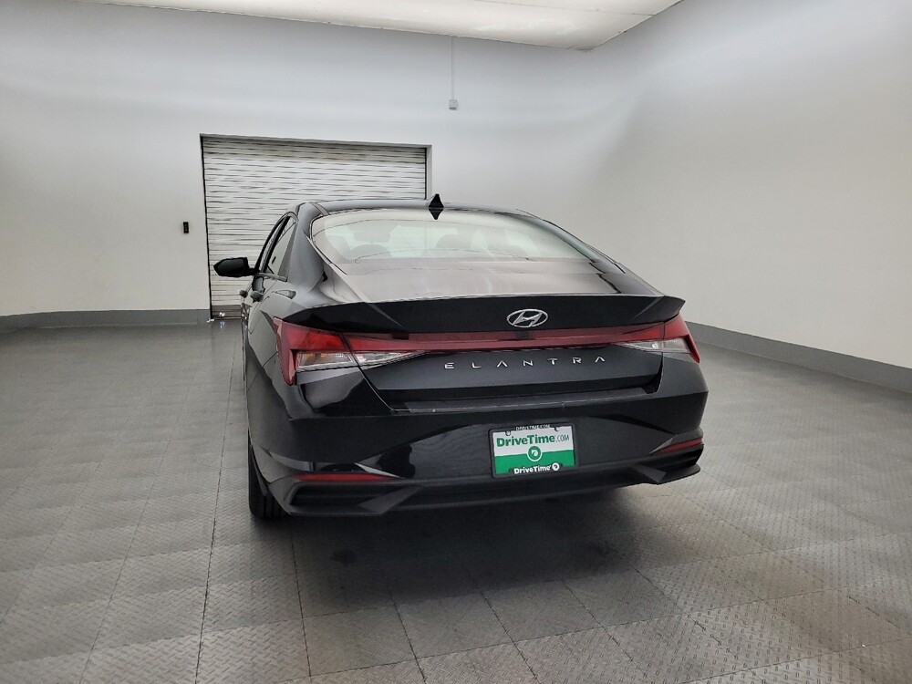 2023 Hyundai Elantra in Mesa, AZ 85210 - 18111032 6
