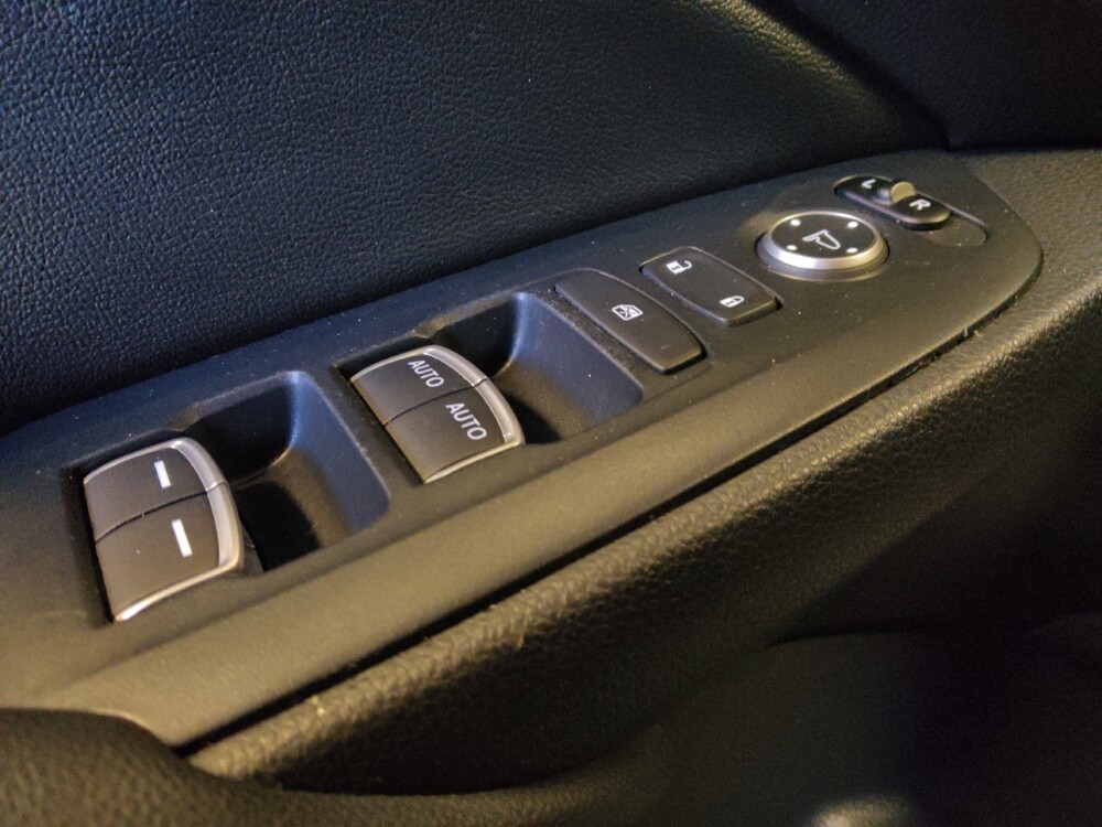 2020 Honda Accord in Mesa, AZ 85210 - 18111033 27