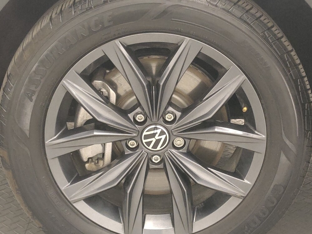 2023 Volkswagen Tiguan in Plano, TX 75074 - 18111034 31