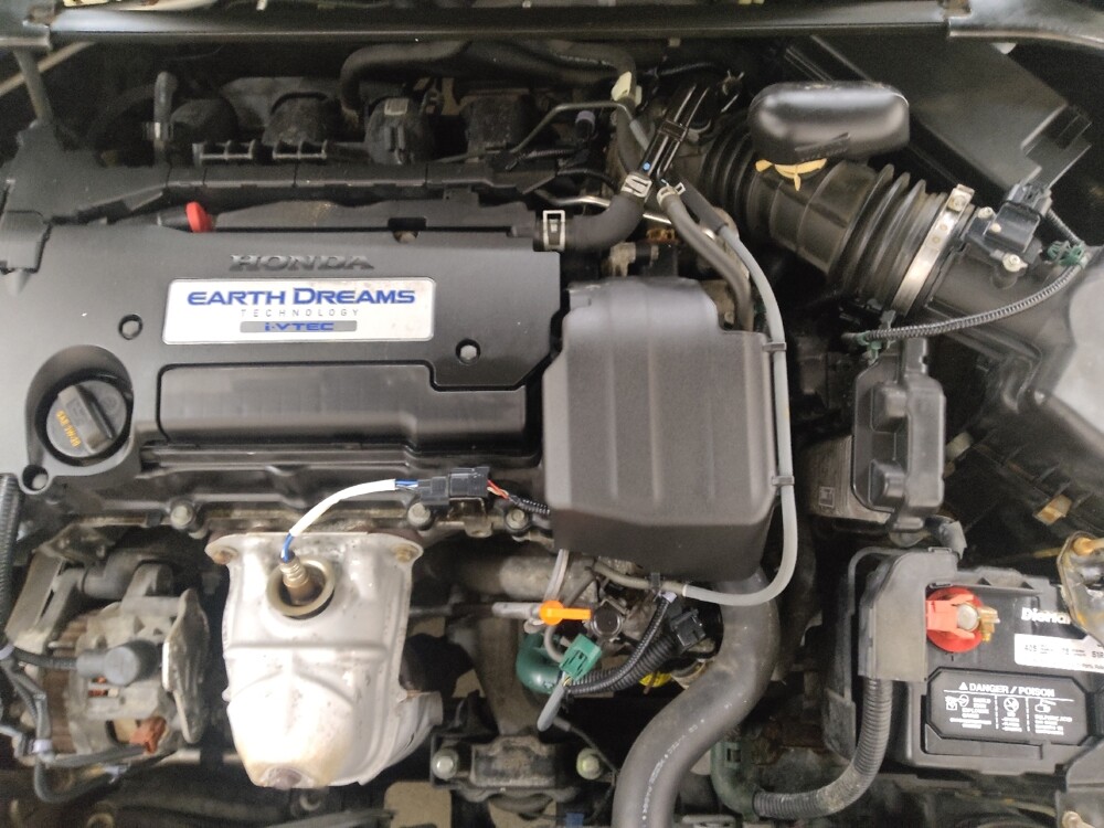 2015 Honda Accord in Fairfield, OH 45014 - 18111037 30