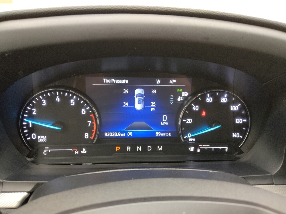 2020 Ford Explorer in Topeka, KS 66611 - 18111039 23