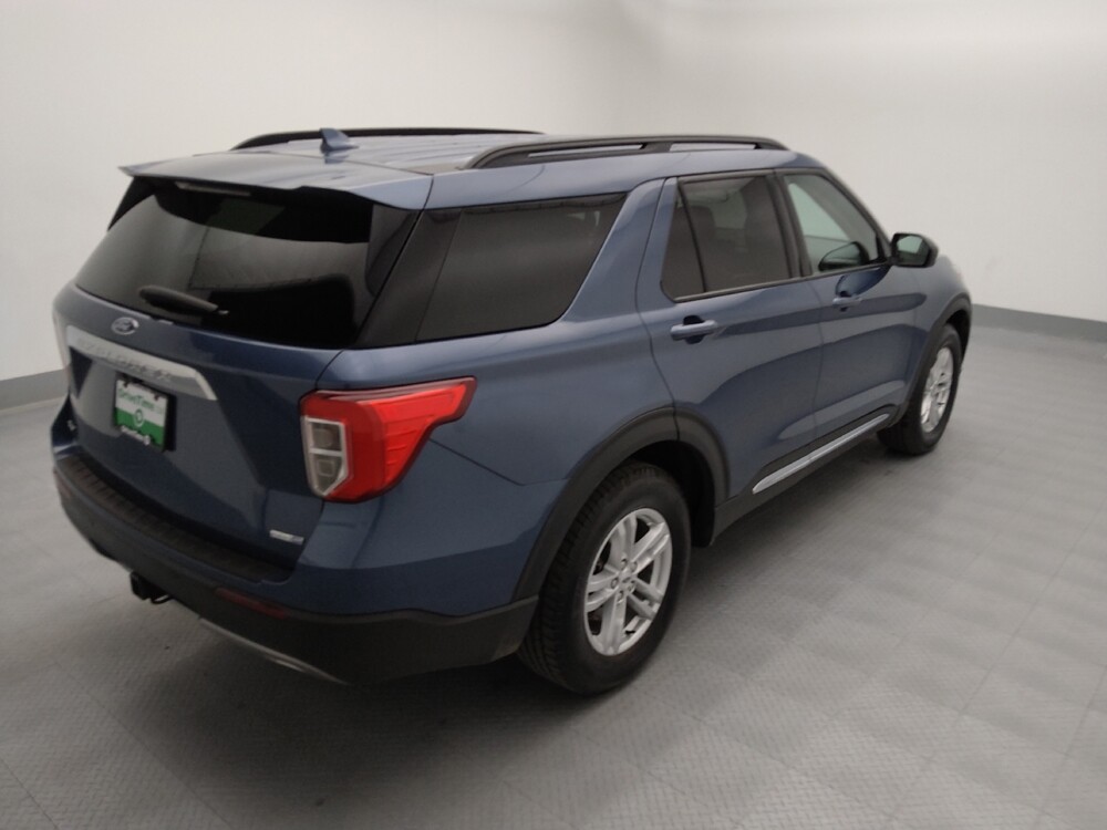 2020 Ford Explorer in Topeka, KS 66611 - 18111039 9