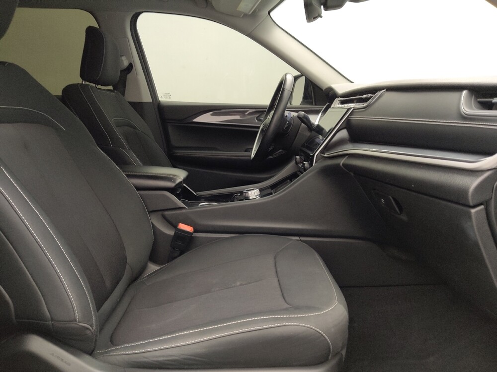 2022 Jeep Grand Cherokee L in Denver, CO 80012 - 18111041 21